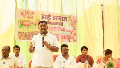 Photo of काँग्रेस नेते कंकडालवार व हनमंतू मडावी यांनी दर्शविली हळदी-कुंकू कार्यक्रमाला उपस्थिती!