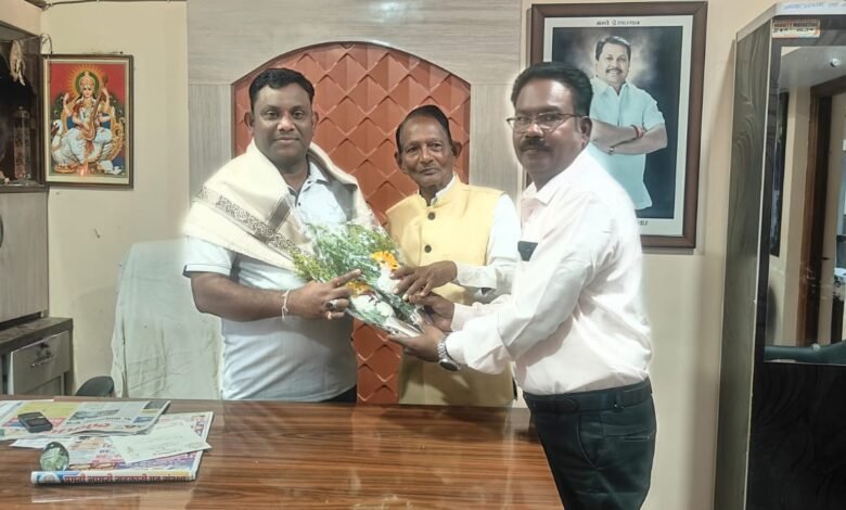 Photo of डॉक्टरेट सन्मानाबद्दल कंकडालवार यांचा राष्ट्रवादी काँग्रेस शरद पवार पक्षाचे नेत्यांकडून सत्कार…!